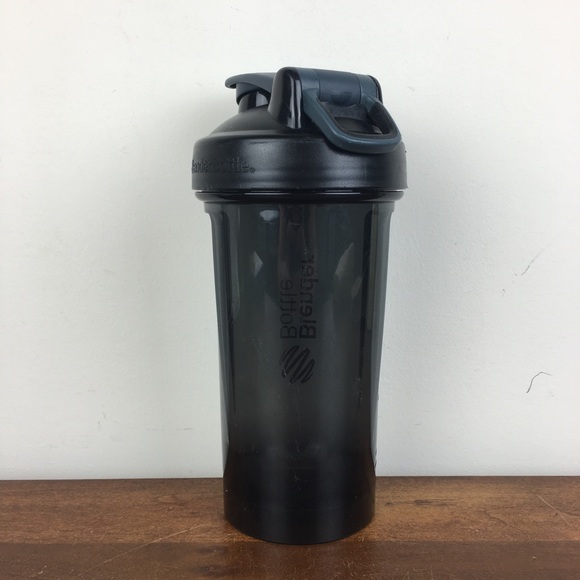 Blender Bottle Classic V2 Shaker Bottle - Black 18 Oz Grey Top - Picture 2 of 7